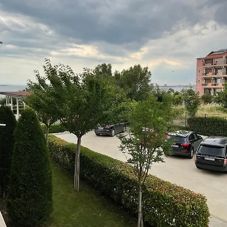 Premier F1 420 Apartmán *