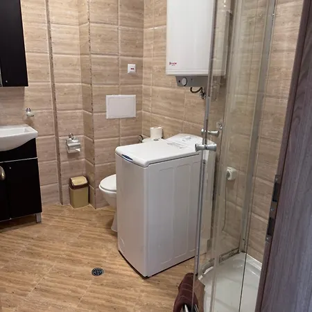 Apartamento Premier F1 420 *