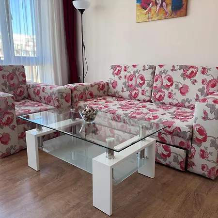 Apartamento Premier F1 420