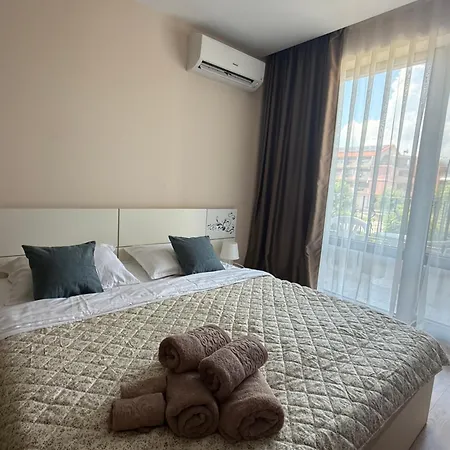 Appartement Premier F1 420
