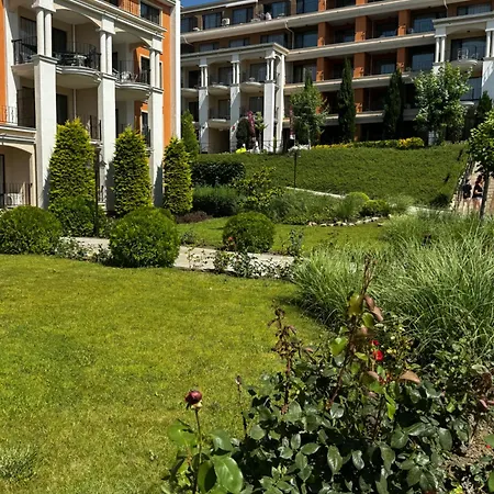 Premier F1 420 Apartmán *